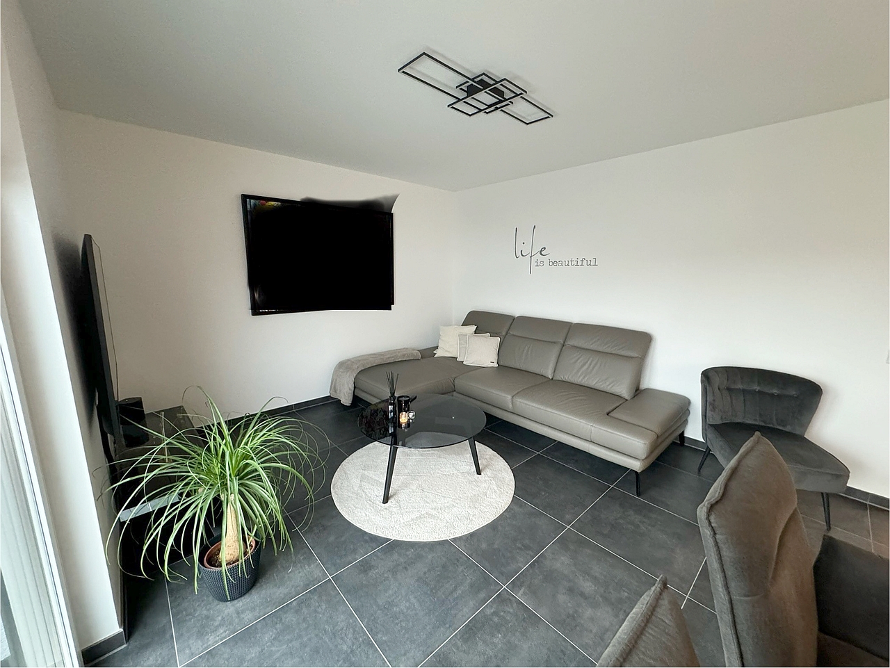 Modern Living in Pulheim - Photo 3
