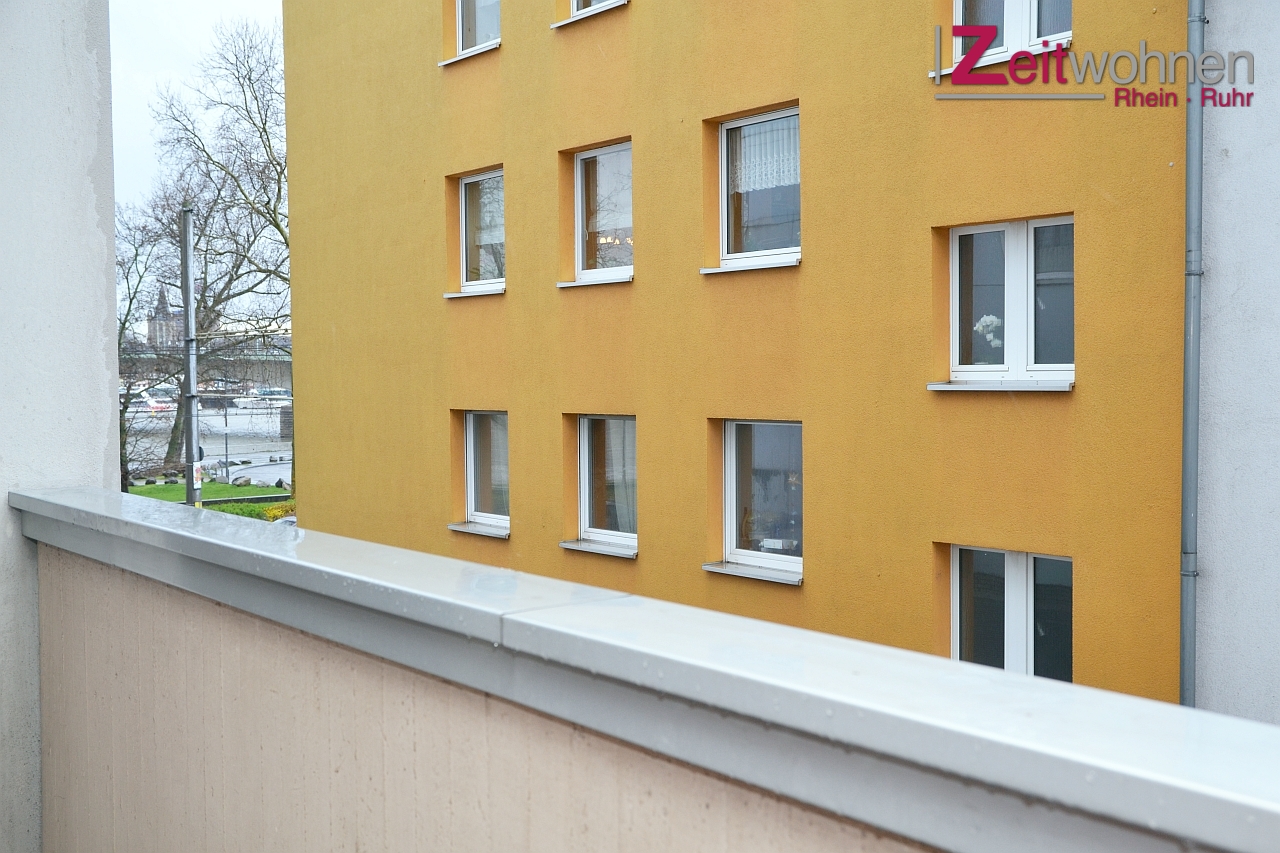 Objekt 15361 Eingang/Balkon
