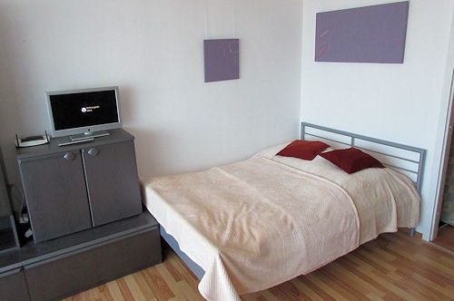 Möbliertes Balkonapartment Köln-Ostheim mit guter Anbindung zur A4 und ÖPNV Linie 9 - Video online - Foto 3