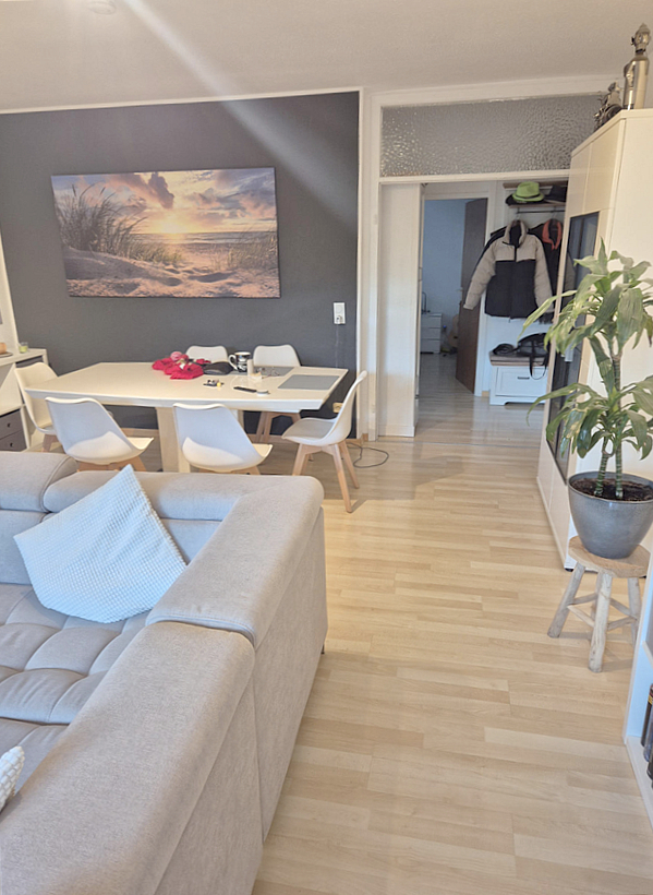 Businesswohnung am Kölner Tor: Möbliertes Zuhause in ruhiger Lage in Hürth. Löffelfertig und Bezugsbereit! - Foto 2