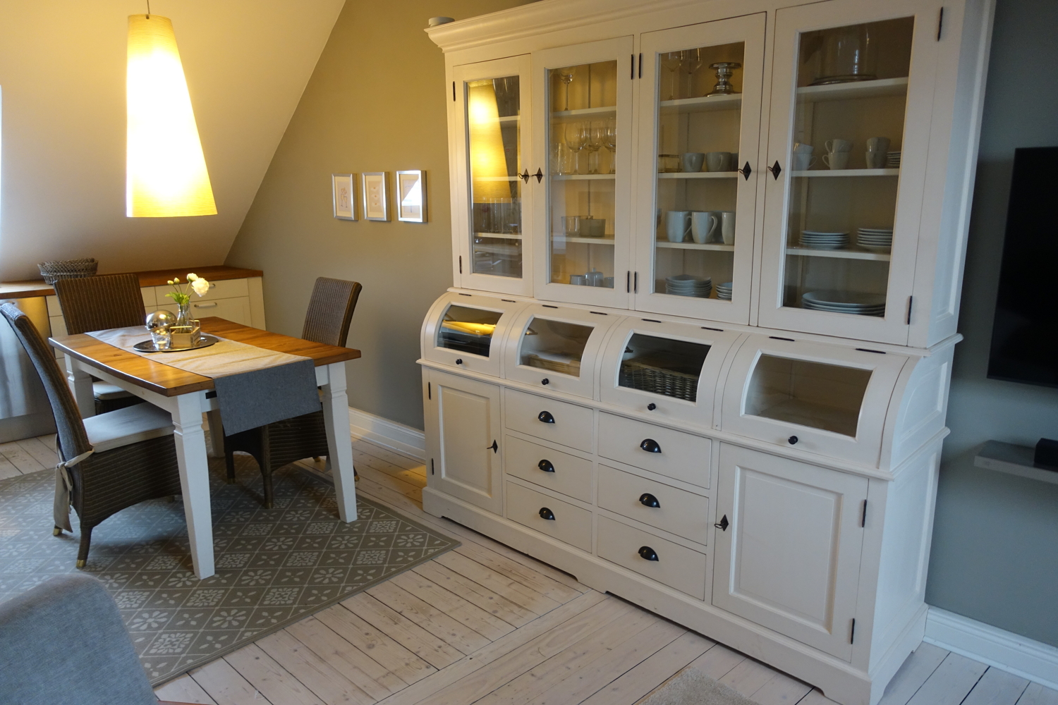 Wohnen und Wohlfühlen - im modernen Landhausstil in Köln Ossendorf - Photo 4