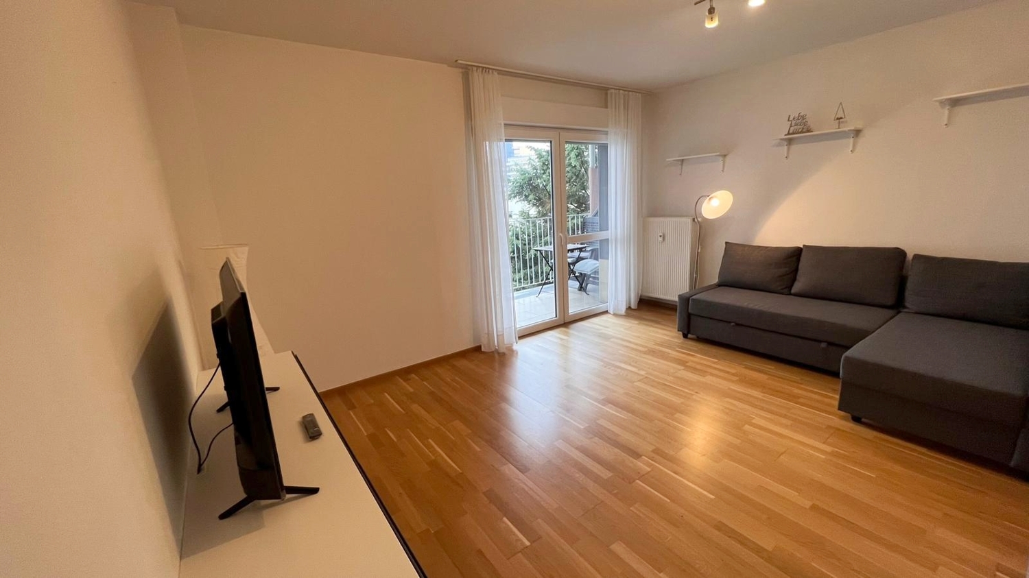 Großzügige Wohnung - in Deutz Nähe Kölnmesse - Photo 2