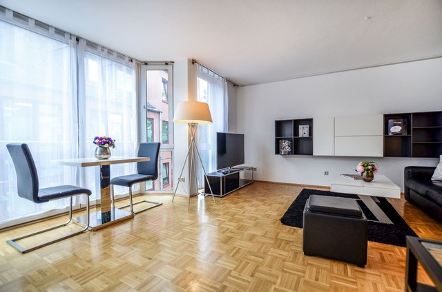 Perfect Living - Stadtwohnung mit Balkon in Köln - Foto 2